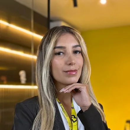 Dra. Beatriz, Legal Ops